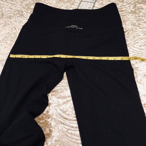 Lorna Jane Pants - NWT LORNA JANE “Desire” Active stretch pants, flared at ankle. No flaws.